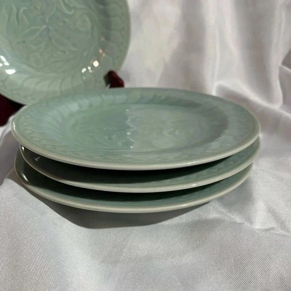 Vintage Celadon Seafoam Ceramic Koi Salad Plates - Picture 2 of 5
